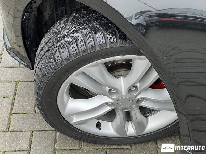 Lexus IS 300h 47 interauto-car