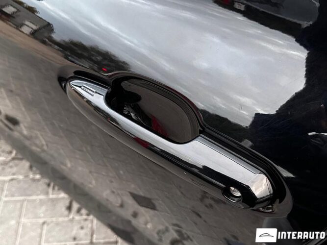 Toyota Highlander 50 interauto-car