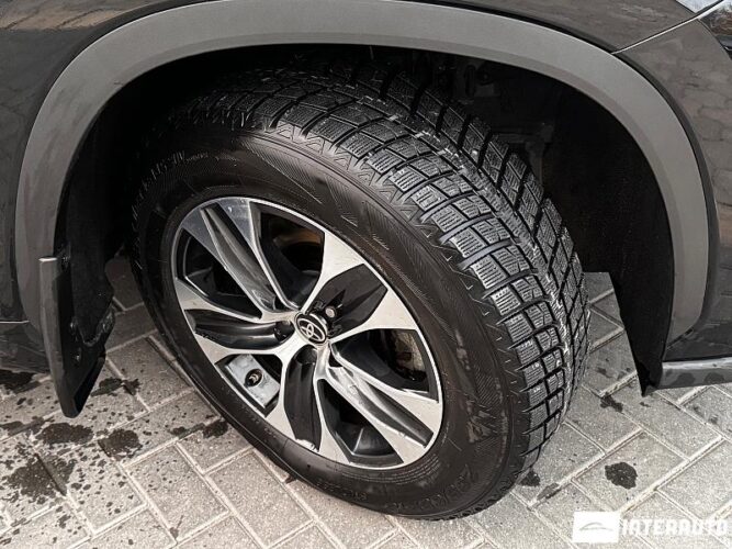 Toyota Highlander 48 interauto-car