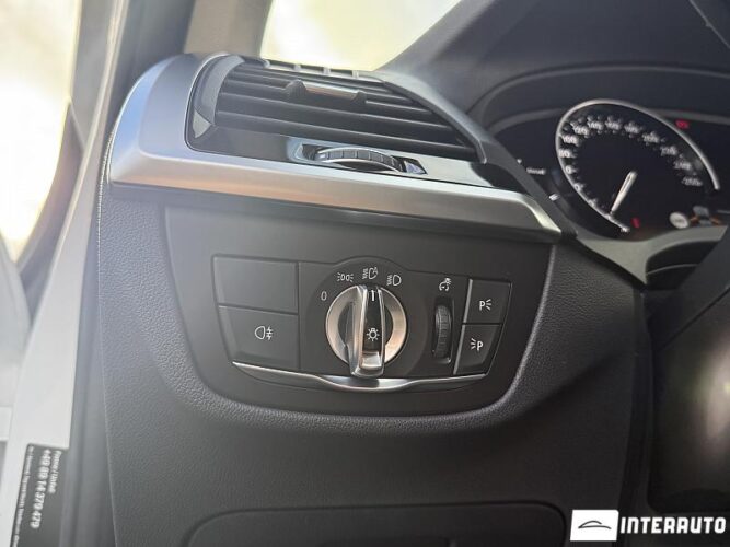 BMW X3 3.0e 55 interauto-car