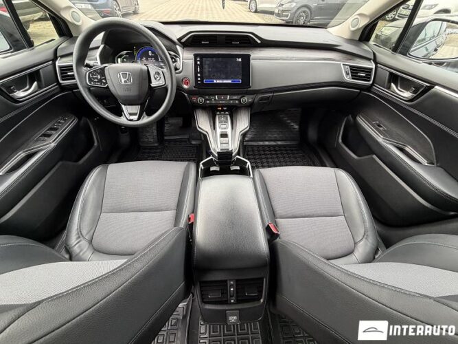 Honda Clarity 46 interauto-car