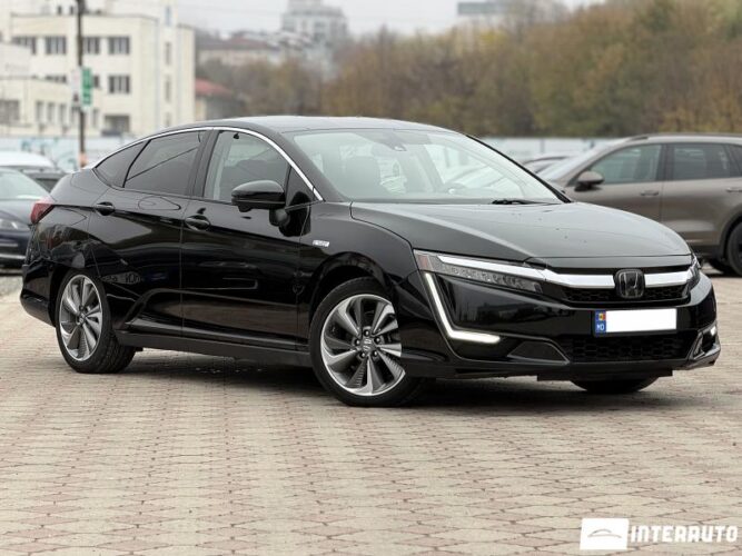 Honda Clarity 34 interauto-car
