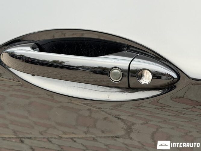 Honda Clarity 36 interauto-car