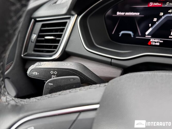 Audi Q5 Sportback 50 interauto-car