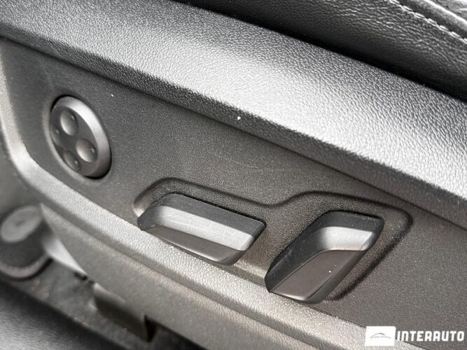 Audi Q5 Sportback 53 interauto-car