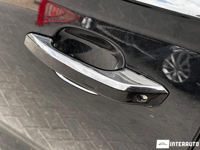 Audi Q5 Sportback 60 interauto-car