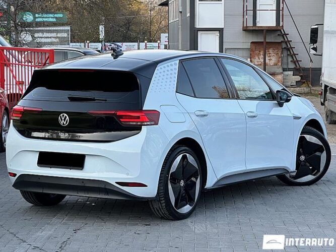 Volkswagen ID.3 Pro 32 interauto-car