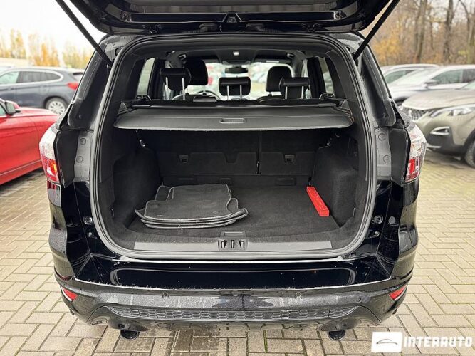 Ford Kuga 35 interauto-car