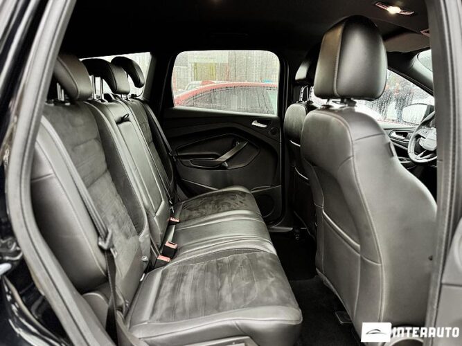 Ford Kuga 49 interauto-car