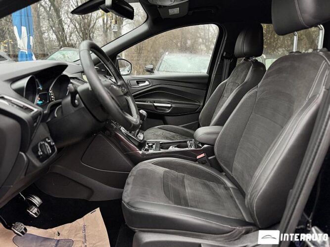 Ford Kuga 39 interauto-car