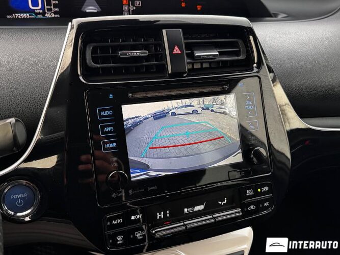 Toyota Prius 39 interauto-car