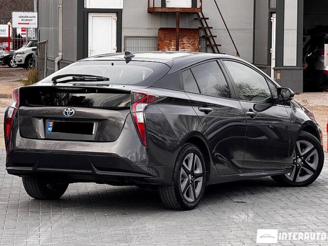 Toyota Prius 32 interauto-car
