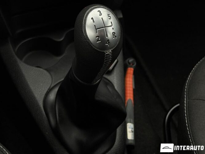 Dacia Logan MCV 39 interauto-car