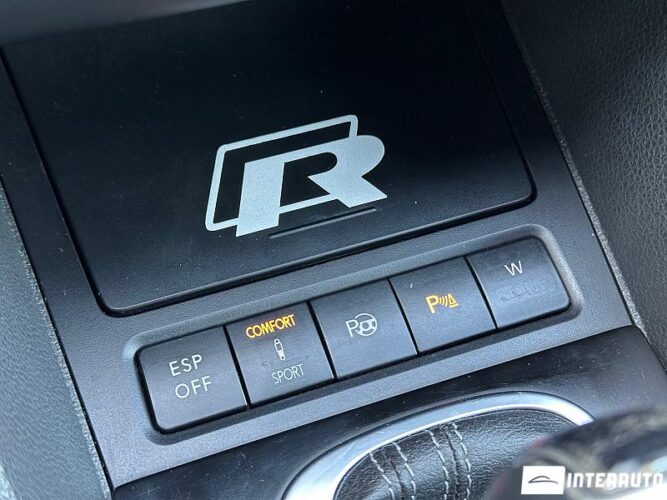 Volkswagen Golf R 45 interauto-car