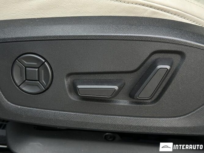 Audi Q3 51 interauto-car