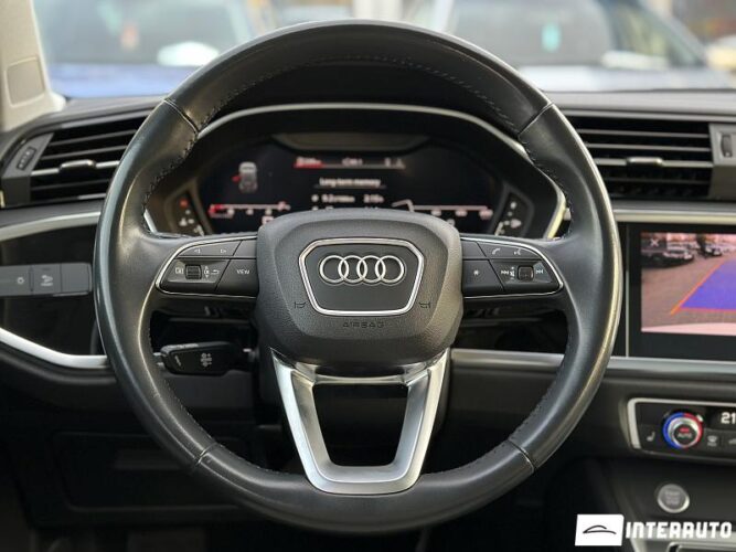 Audi Q3 44 interauto-car