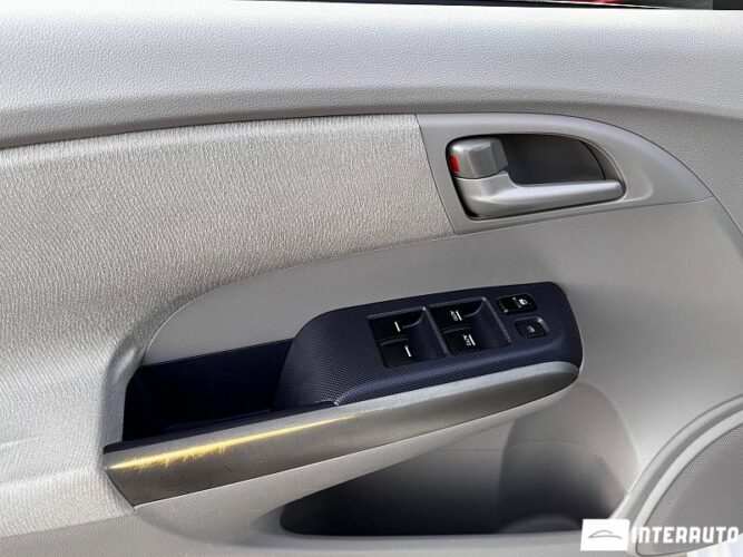 Honda Insight 40 interauto-car