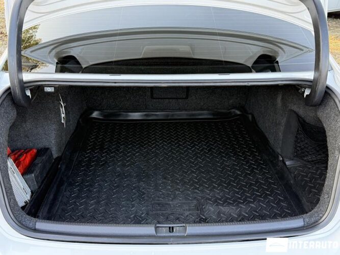 Volkswagen Passat 48 interauto-car