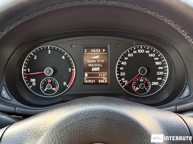 Volkswagen Passat 42 interauto-car