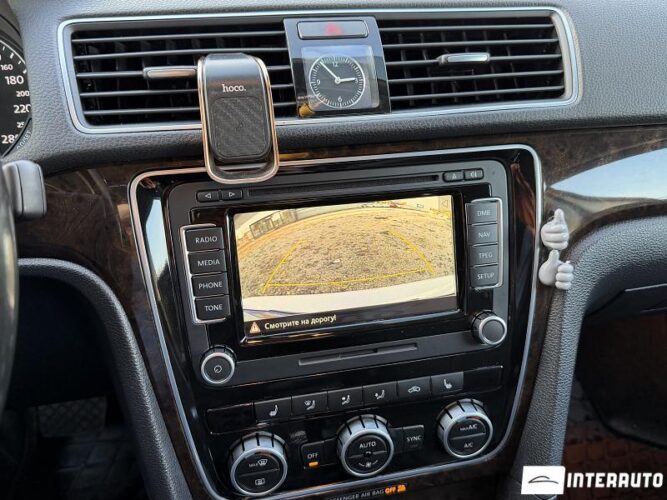 Volkswagen Passat 43 interauto-car