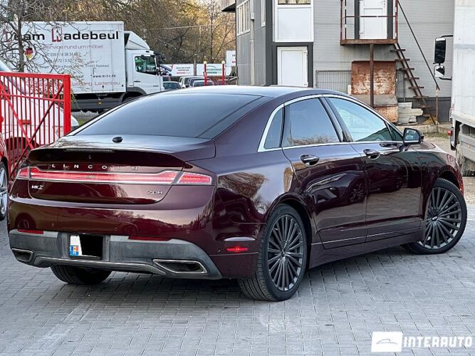 Lincoln MKZ 38 interauto-car
