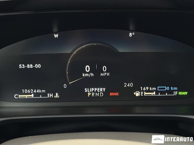 Lincoln Aviator 41 interauto-car