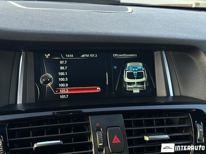 BMW X4 2.8i 44 interauto-car