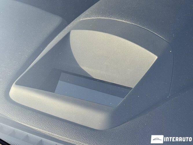 BMW X4 2.8i 53 interauto-car