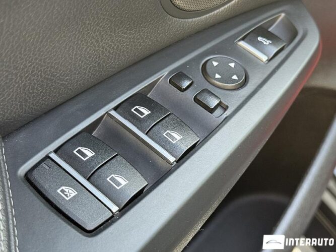 BMW X4 2.8i 51 interauto-car