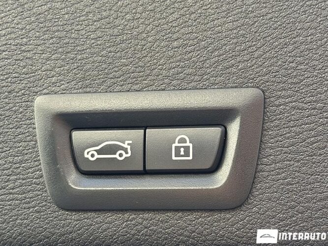 BMW X4 2.8i 58 interauto-car