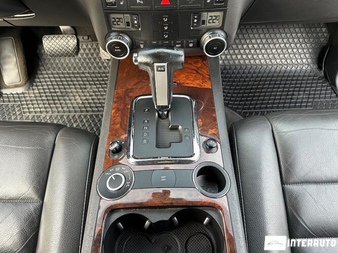 Volkswagen Touareg 38 interauto-car