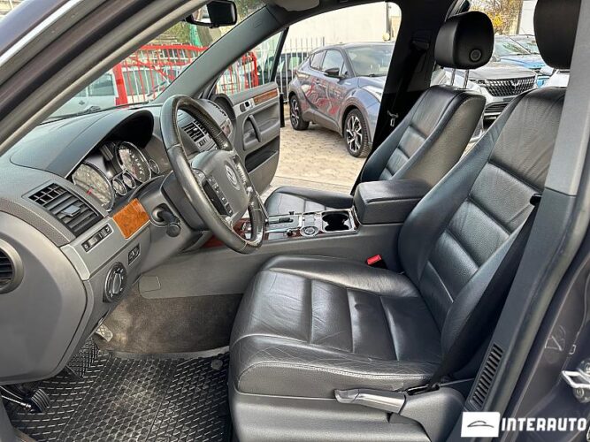 Volkswagen Touareg 33 interauto-car