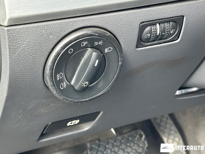 Volkswagen Touareg 39 interauto-car