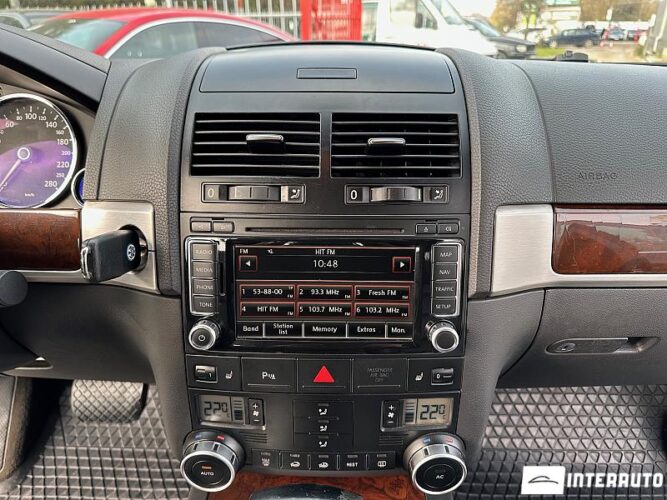 Volkswagen Touareg 37 interauto-car