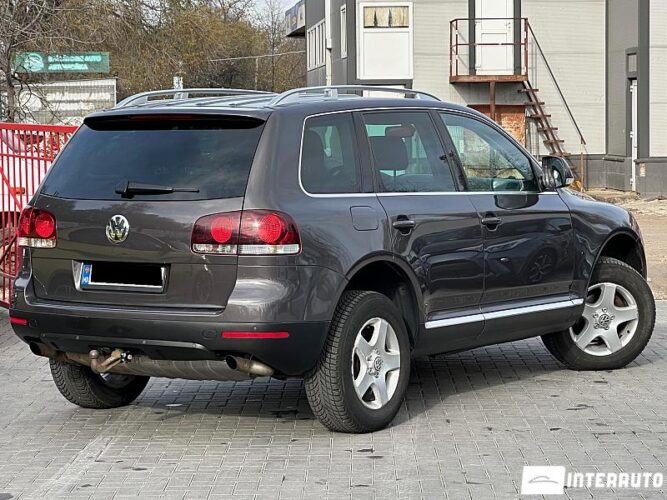 Volkswagen Touareg 31 interauto-car