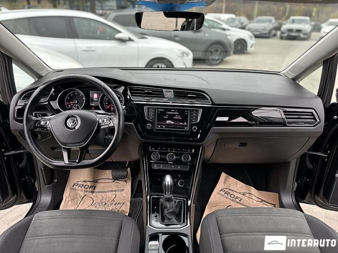 Volkswagen Touran 35 interauto-car