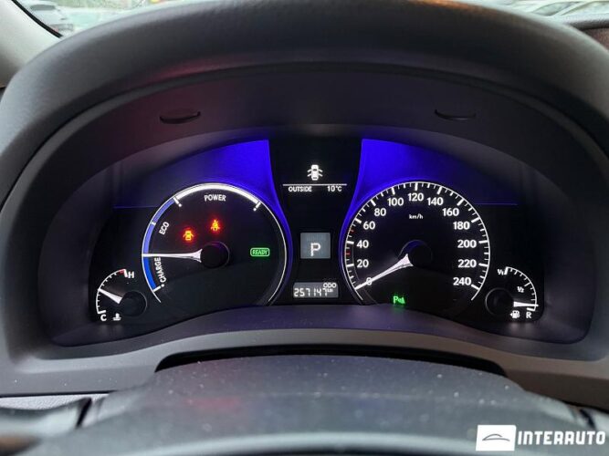 Lexus RX 450h 39 interauto-car
