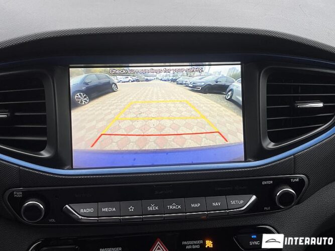Hyundai Ioniq 50 interauto-car