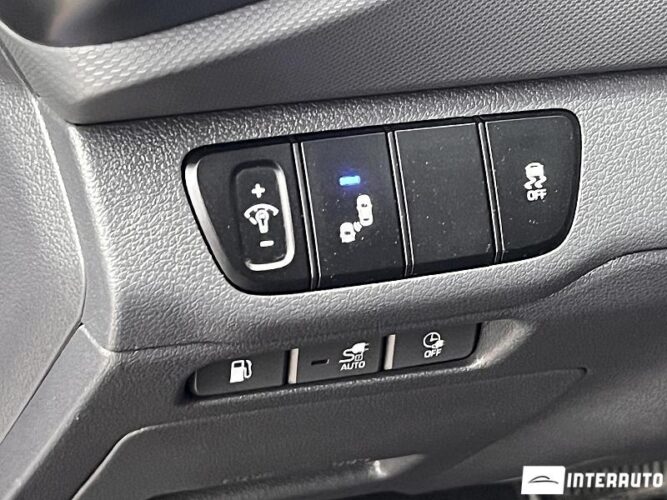 Hyundai Ioniq 42 interauto-car