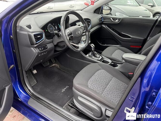 Hyundai Ioniq 39 interauto-car