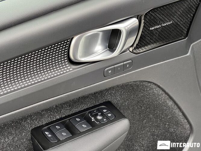 Volvo XC 40 57 interauto-car