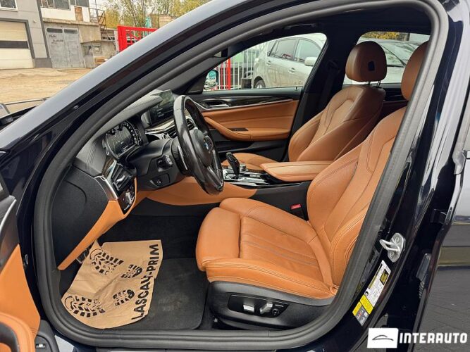 BMW 530e 35 interauto-car