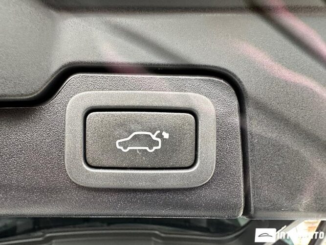 Land Rover Range Rover Evoque 49 interauto-car