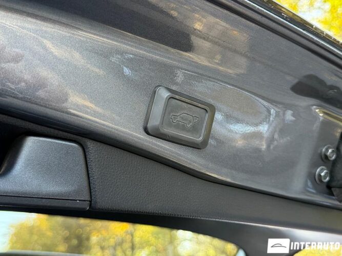 Toyota Rav-4 50 interauto-car