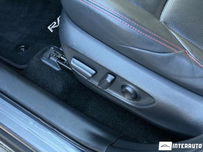 Toyota Rav-4 40 interauto-car