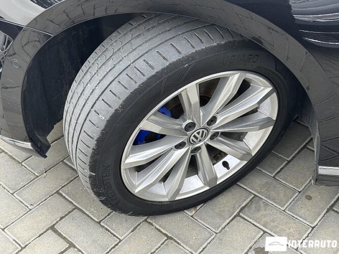 Volkswagen Passat GTE 53 interauto-car