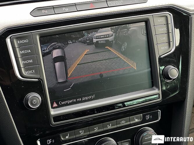 Volkswagen Passat GTE 43 interauto-car