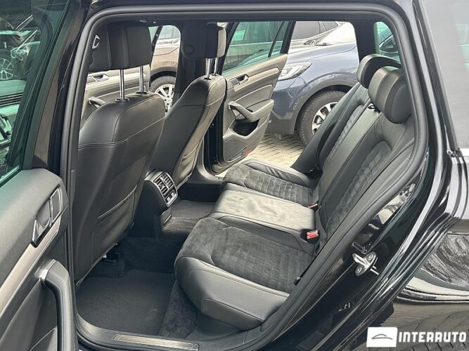 Volkswagen Passat GTE 46 interauto-car