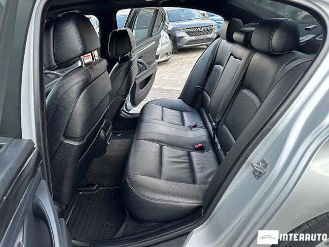BMW 528 37 interauto-car