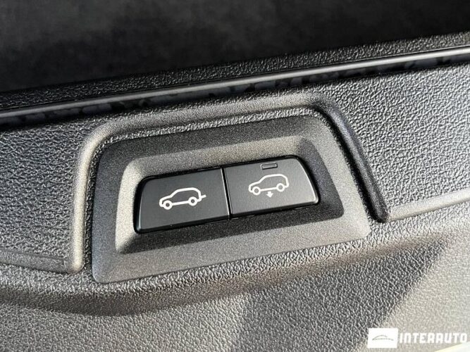 BMW X7 4.0d 61 interauto-car